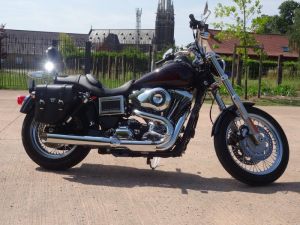 Sacoche Myleatherbikes Harley Dyna Low Rider (52)